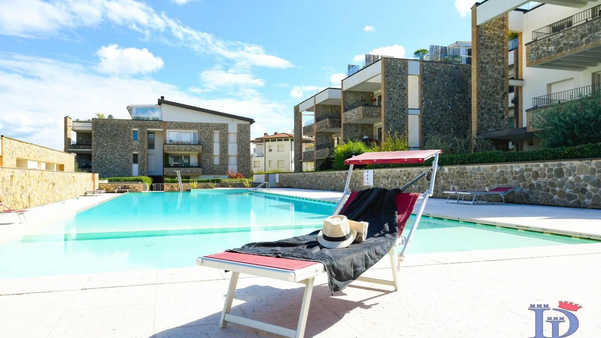 דסנזאנו דל גארדה Desenzanoloft Official Partner Marriott Homes & Villas - Warda Lovely Suite איטליה