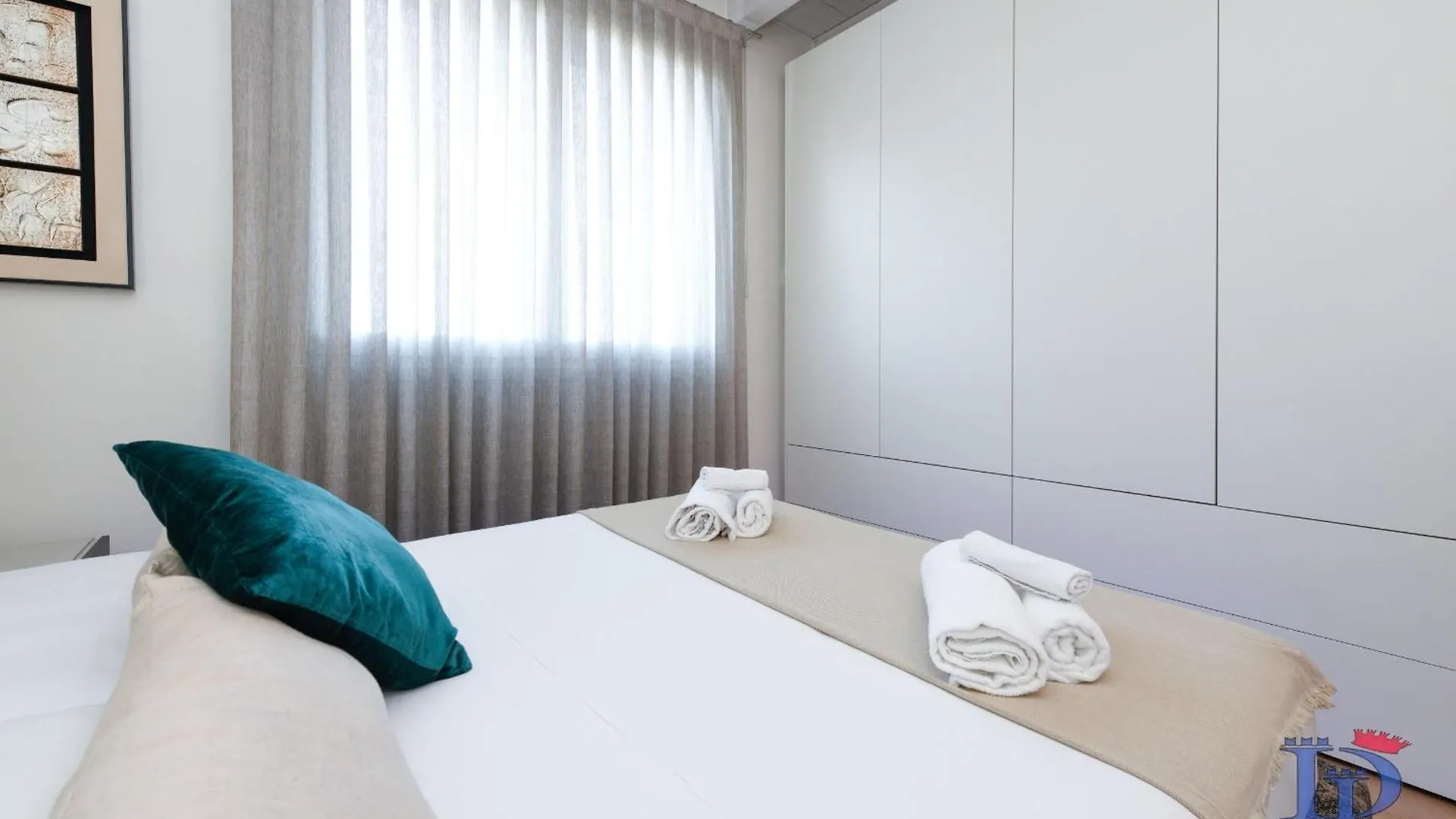 דסנזאנו דל גארדה Desenzanoloft Official Partner Marriott Homes & Villas - Warda Lovely Suite איטליה