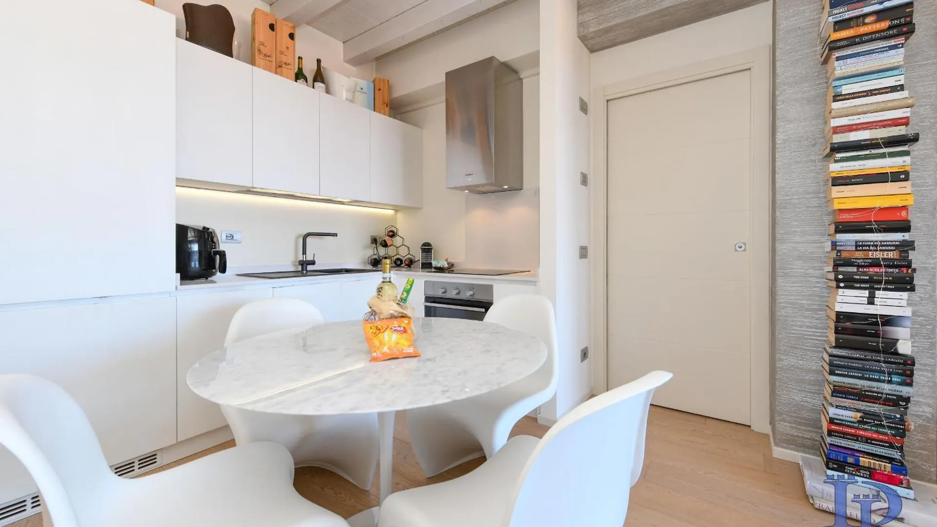 דסנזאנו דל גארדה Desenzanoloft Official Partner Marriott Homes & Villas - Warda Lovely Suite 0*, דסנזאנו דל גארדה